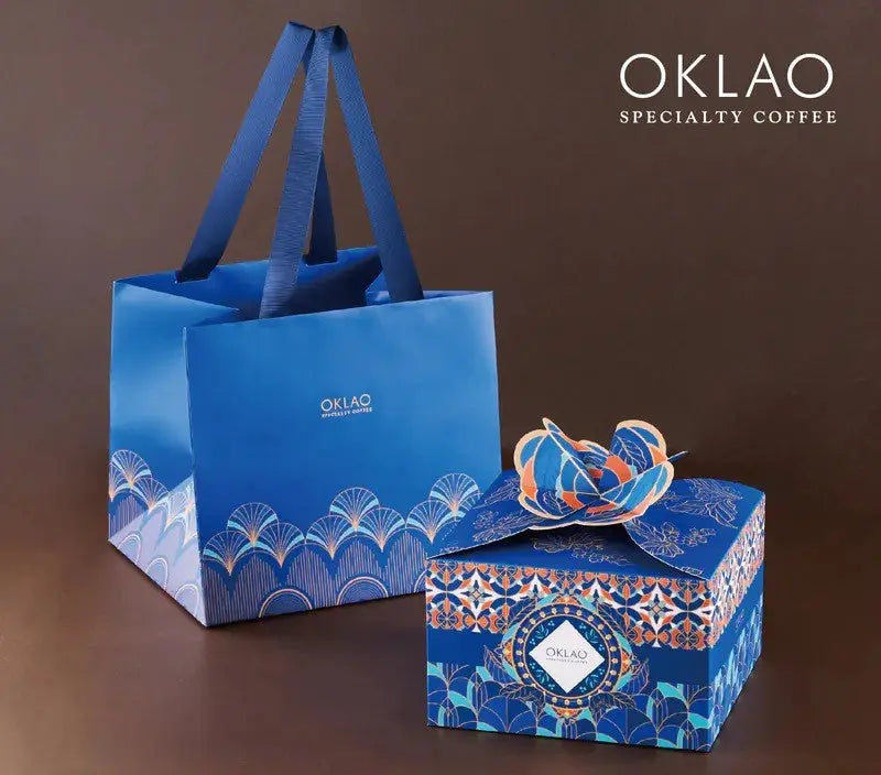 Royal Sapphire Bloom Gift Box & Carry Bag